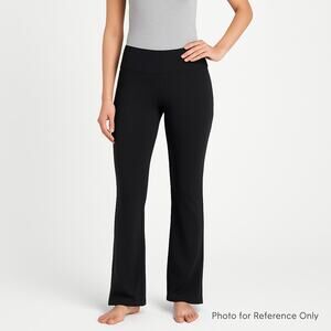 New Balance Black Capri Pants Women’s Medium Athletic High Rise Activewear